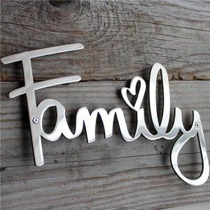 Metal Family Sign for Home Decor Wall, Silver Wall Decor for Living Room